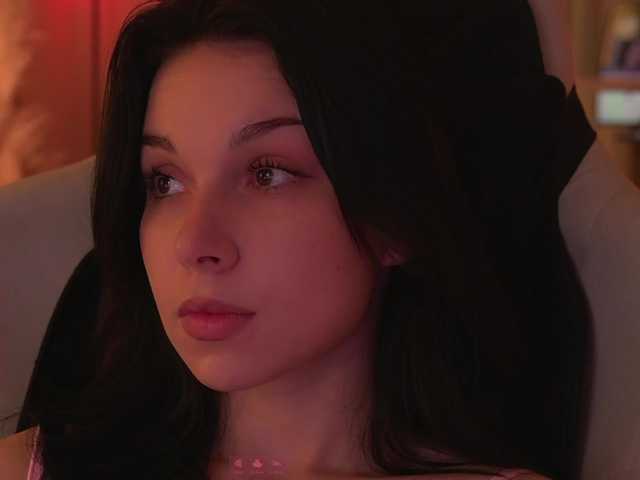 DrammaQueennnn live cam on BongaCams