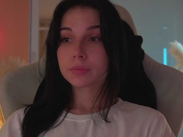 DrammaQueennnn live cam on BongaCams