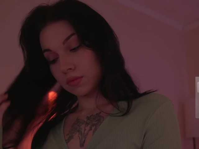 DrammaQueennnn live cam on BongaCams
