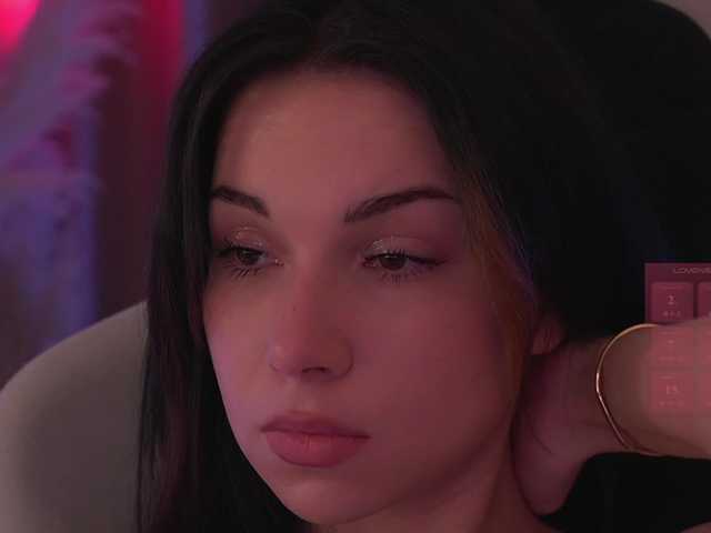 DrammaQueennnn live cam on BongaCams