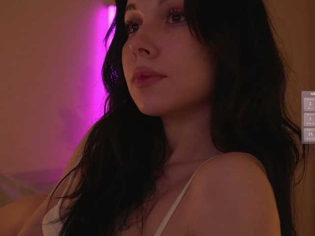 DrammaQueennnn live cam on BongaCams