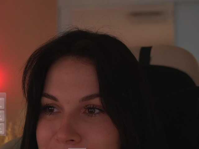 DrammaQueennnn live cam on BongaCams