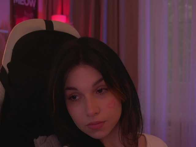 DrammaQueennnn live cam on BongaCams