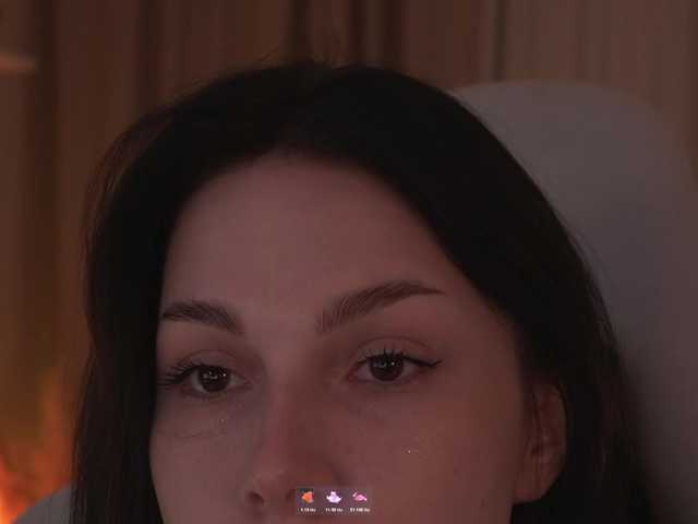 DrammaQueennnn live cam