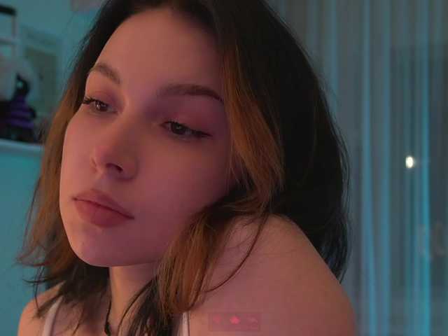 DrammaQueennnn live cam on BongaCams