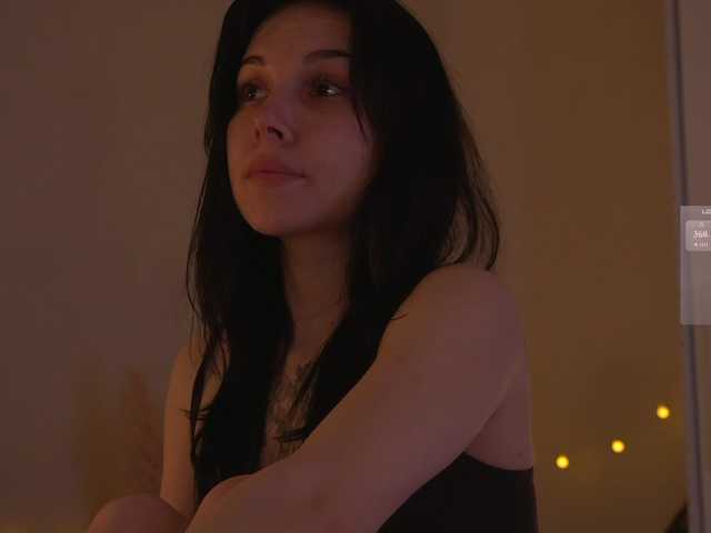 DrammaQueennnn, live now on BongaCams