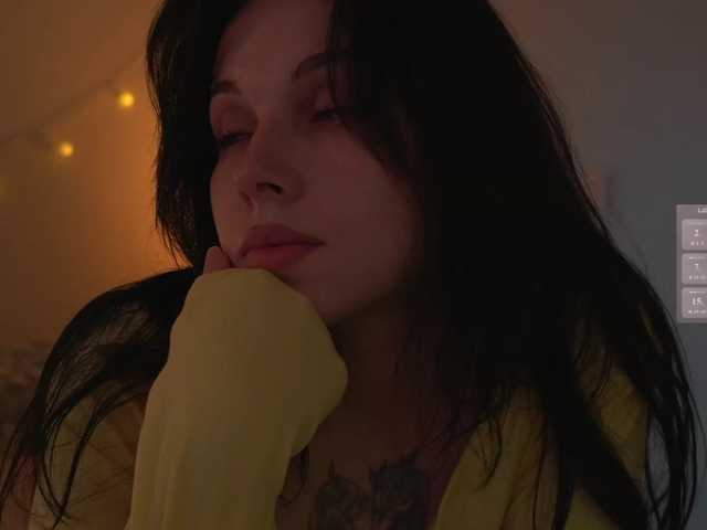 Akaruii live cam preview