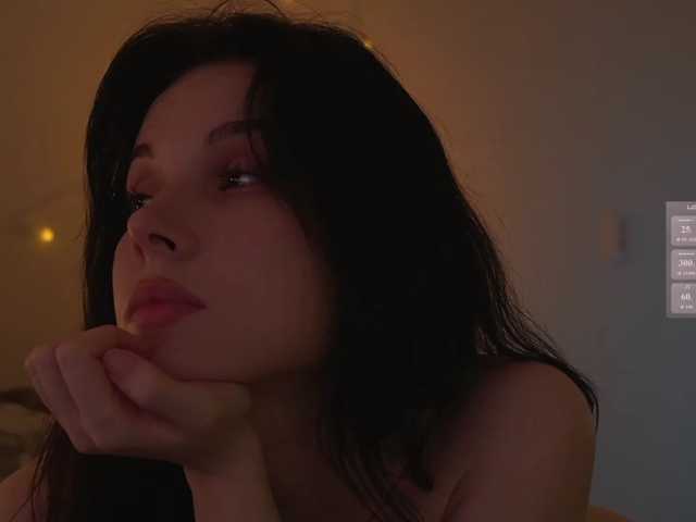 DrammaQueennnn live cam on BongaCams