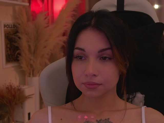 DrammaQueennnn live cam on BongaCams