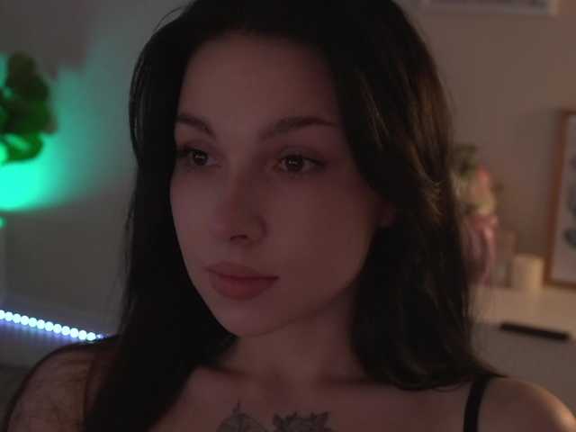 DrammaQueennnn's BongaCams show and profile