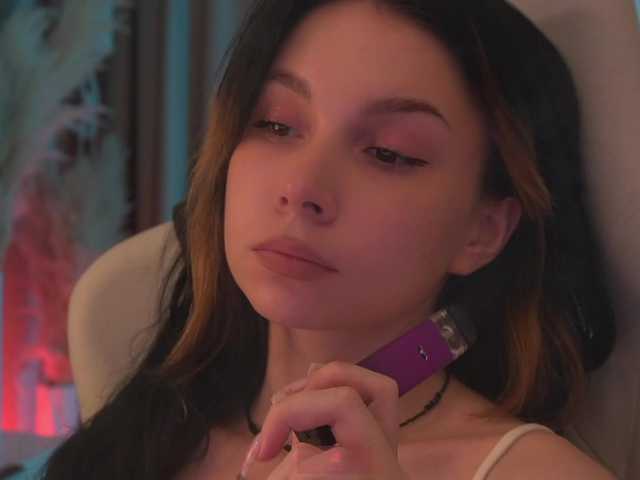 DrammaQueennnn live cam on BongaCams