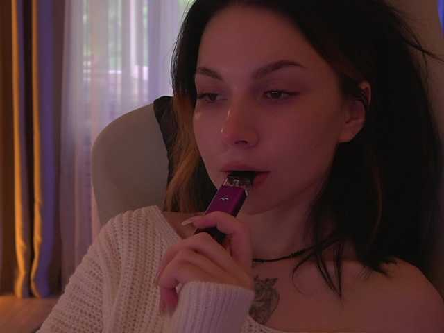 DrammaQueennnn live cam on BongaCams