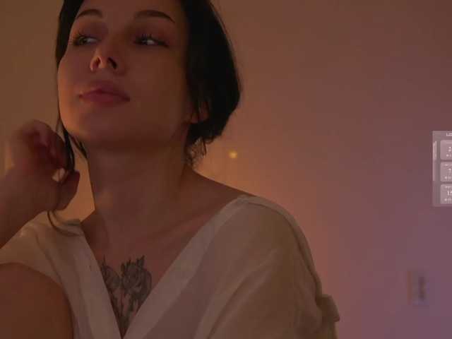 DrammaQueennnn live cam on BongaCams