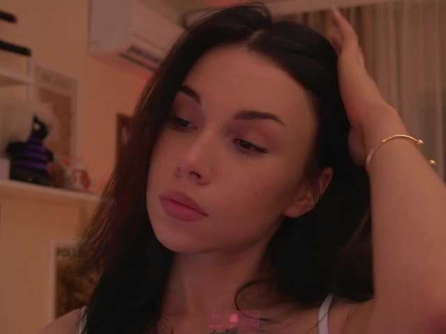 DrammaQueennnn live cam on BongaCams