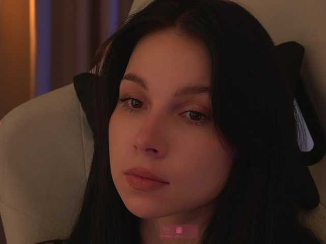 DrammaQueennnn live cam on BongaCams