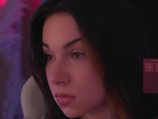 DrammaQueennnn live cam on BongaCams