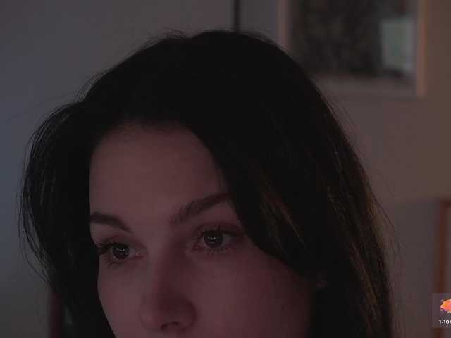 модель DrammaQueennnn