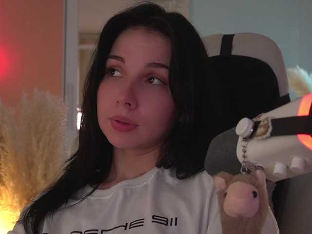 DrammaQueennnn live cam on BongaCams