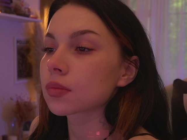 DrammaQueennnn live cam on BongaCams