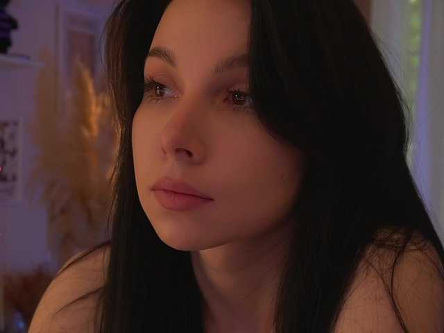 DrammaQueennnn live cam on BongaCams