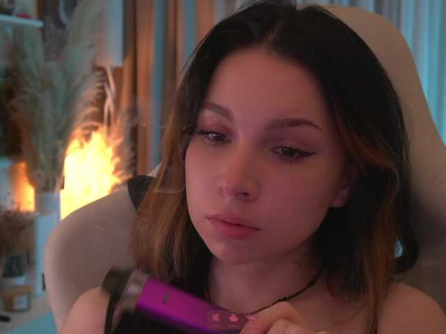 DrammaQueennnn live cam on BongaCams