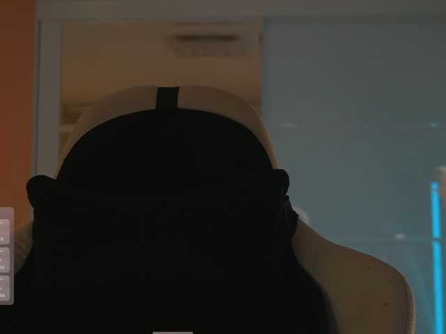 DrammaQueennnn live cam on BongaCams