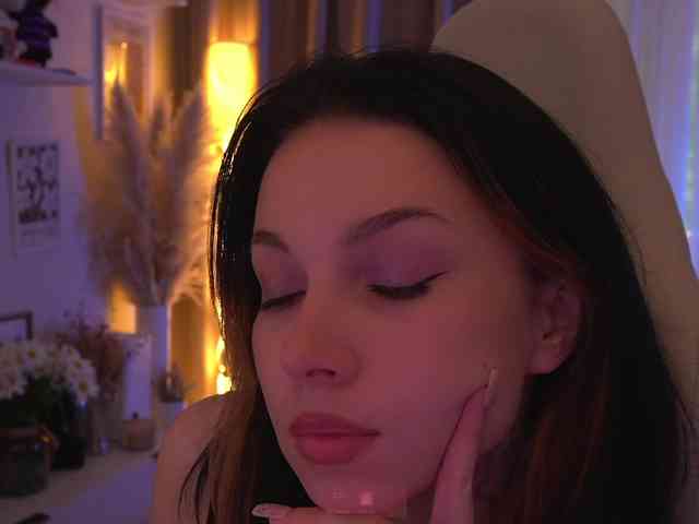 DrammaQueennnn Sex Cam Show