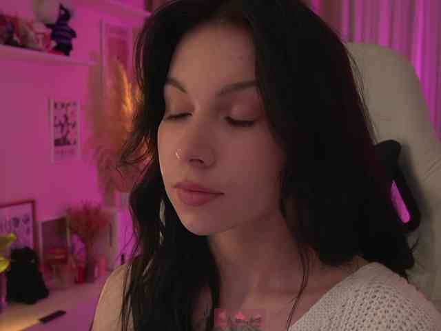 DrammaQueennnn Live Webcam on BongaCams