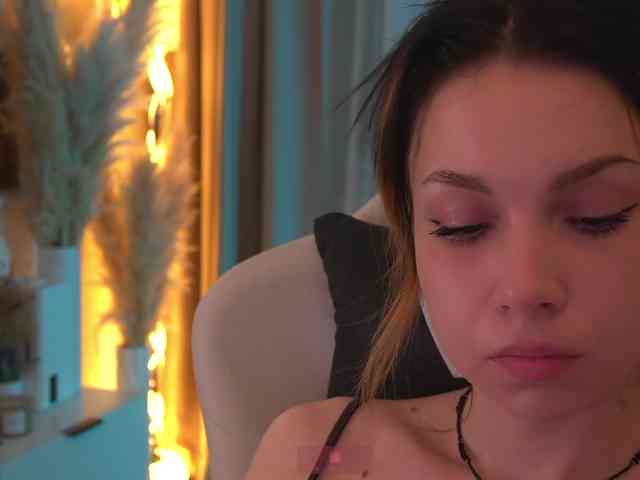 DrammaQueennnn Sex Cam Show