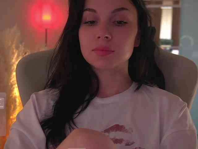 DrammaQueennnn's webcam live show