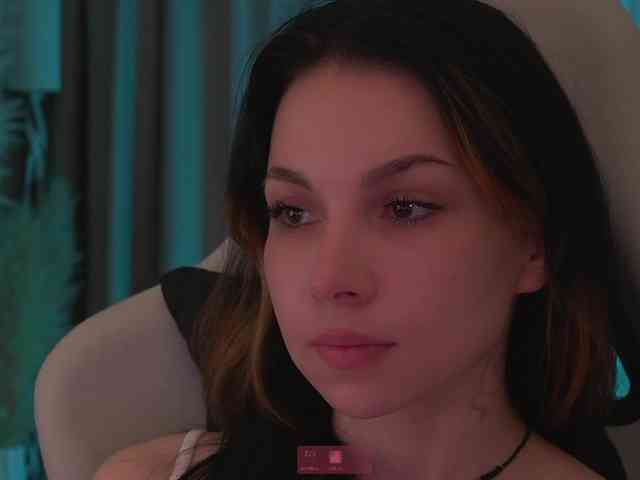 DrammaQueennnn Sex Cam Show