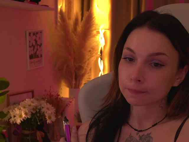 DrammaQueennnn Sex Cam Show