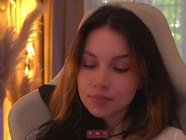 DrammaQueennnn Sex Cam Show