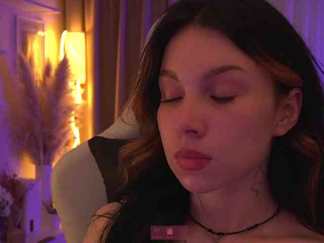 DrammaQueennnn Sex Cam Show