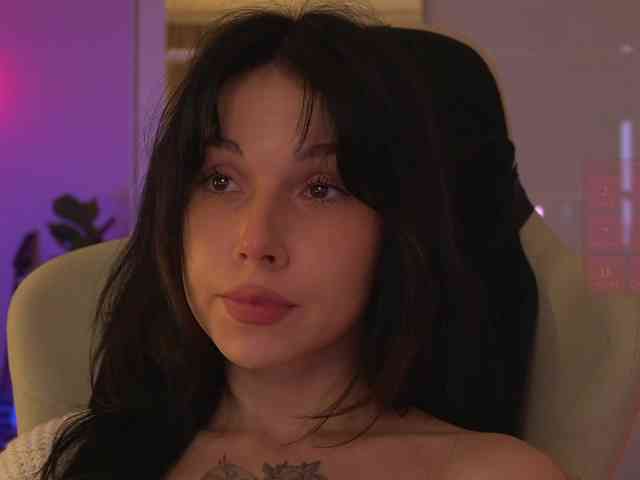 DrammaQueennnn DrammaQueennnn