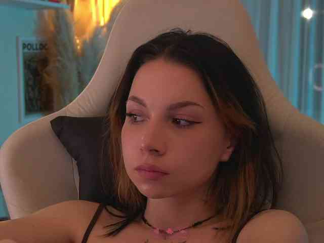 DrammaQueennnn Sex Cam Show