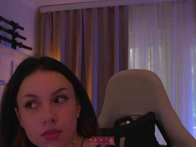 DrammaQueennnn Sex Cam Show