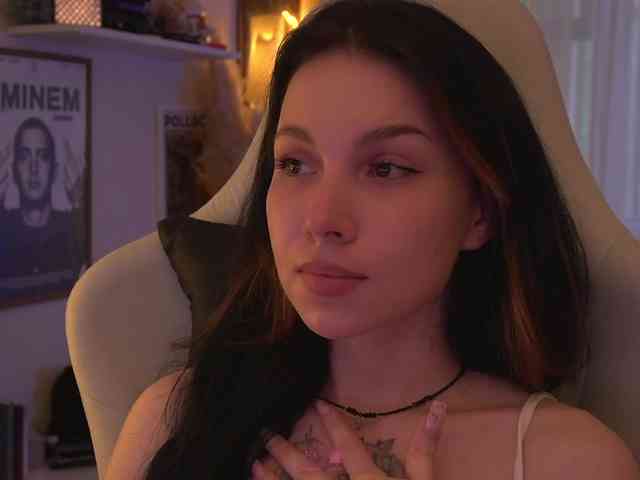 DrammaQueennnn Sex Cam Show