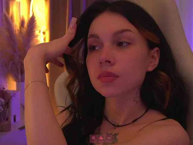 DrammaQueennnn Sex Cam Show