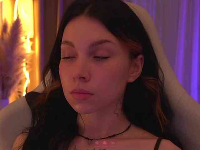 DrammaQueennnn Sex Cam Show