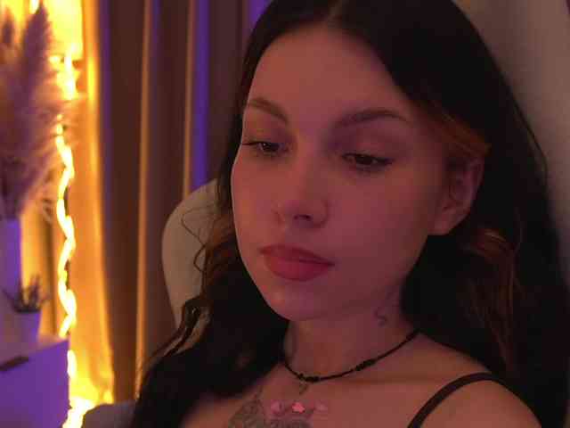 DrammaQueennnn Sex Cam Show