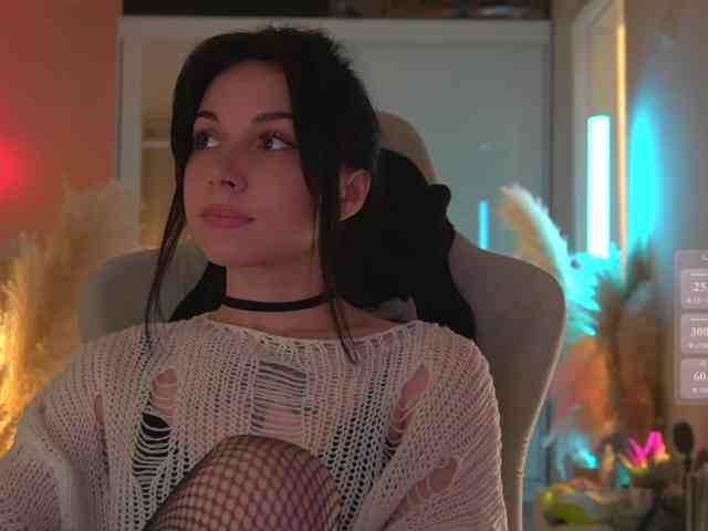 DrammaQueennnn DrammaQueennnn
