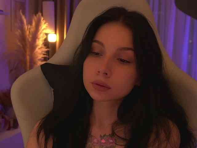 DrammaQueennnn Live Webcam on BongaCams
