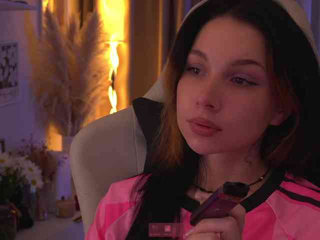 DrammaQueennnn Sex Cam Show