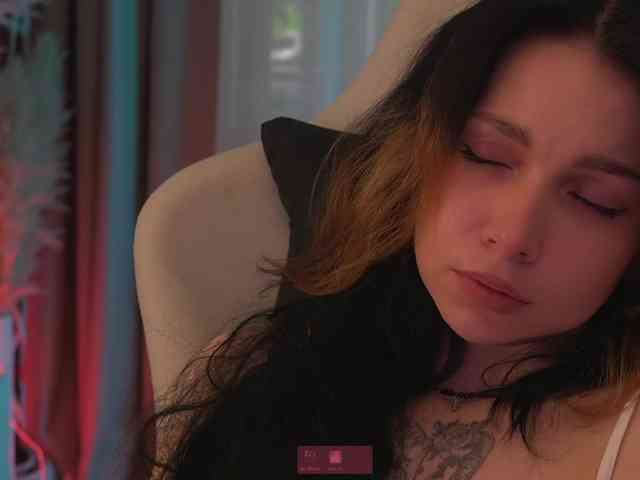 DrammaQueennnn Sex Cam Show