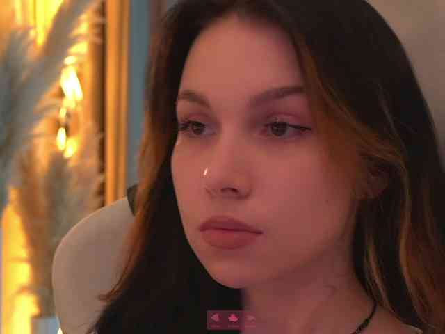 DrammaQueennnn Sex Cam Show