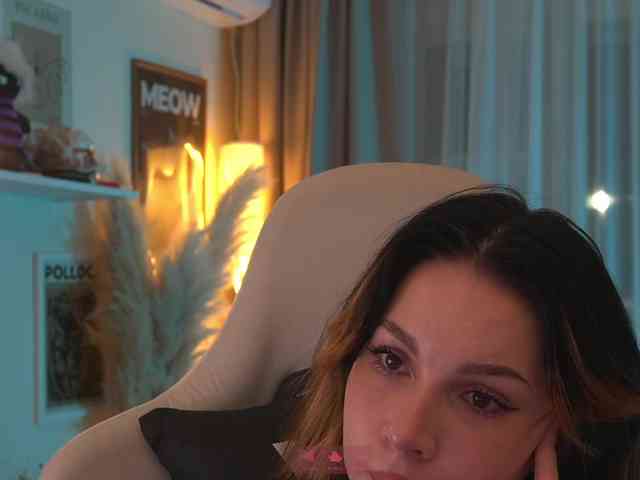 DrammaQueennnn Sex Cam Show