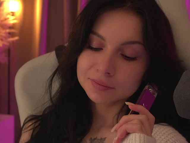 DrammaQueennnn Live Webcam on BongaCams