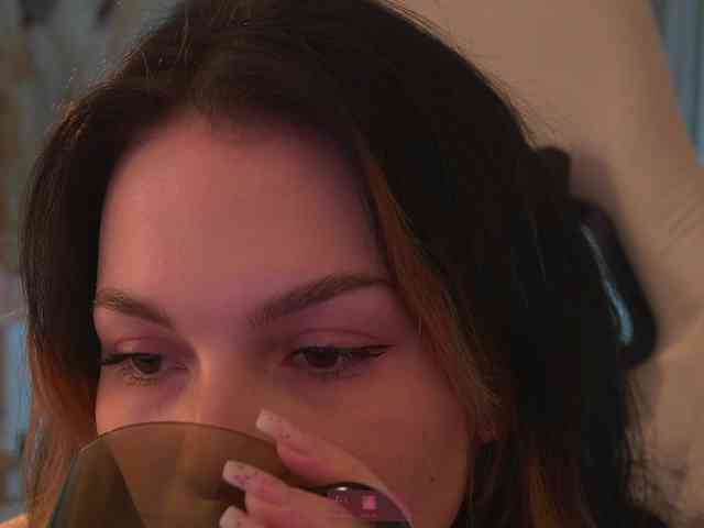 DrammaQueennnn Sex Cam Show