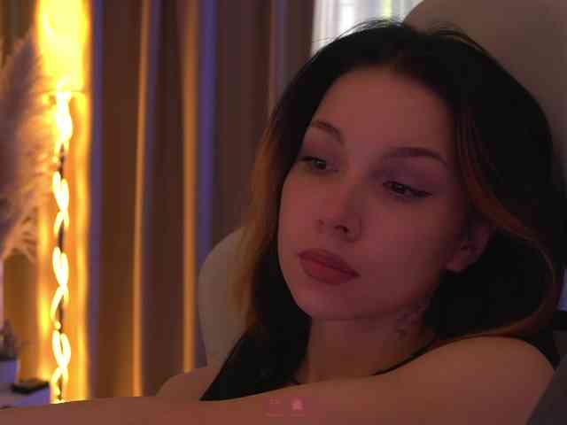 DrammaQueennnn Sex Cam Show
